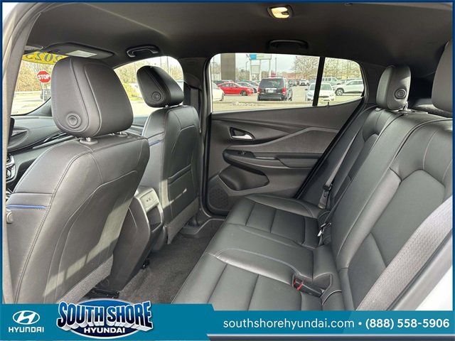 Used 2025 Buick Envista Sport Touring w/ Convenience I Package image 12