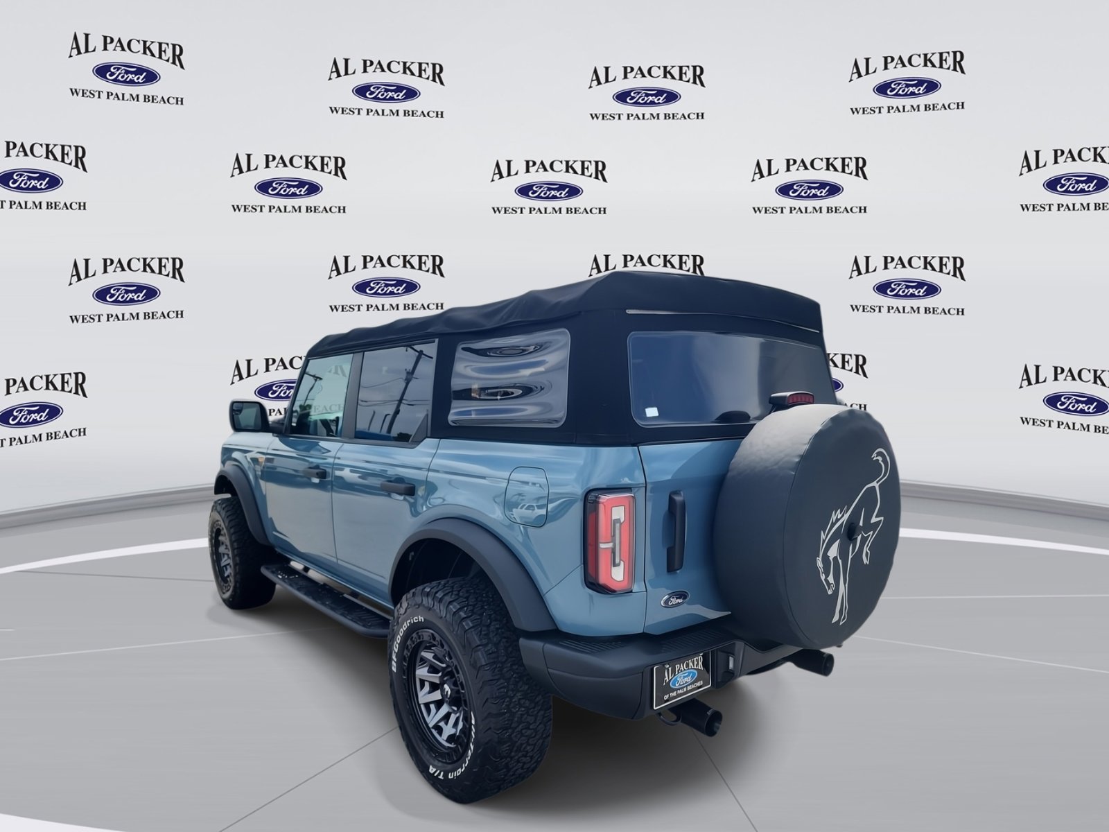Used 2022 Ford Bronco Badlands image 3