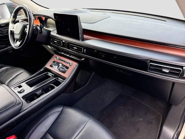 Used 2023 Lincoln Aviator Reserve w/ Equipment Group 201A image 34