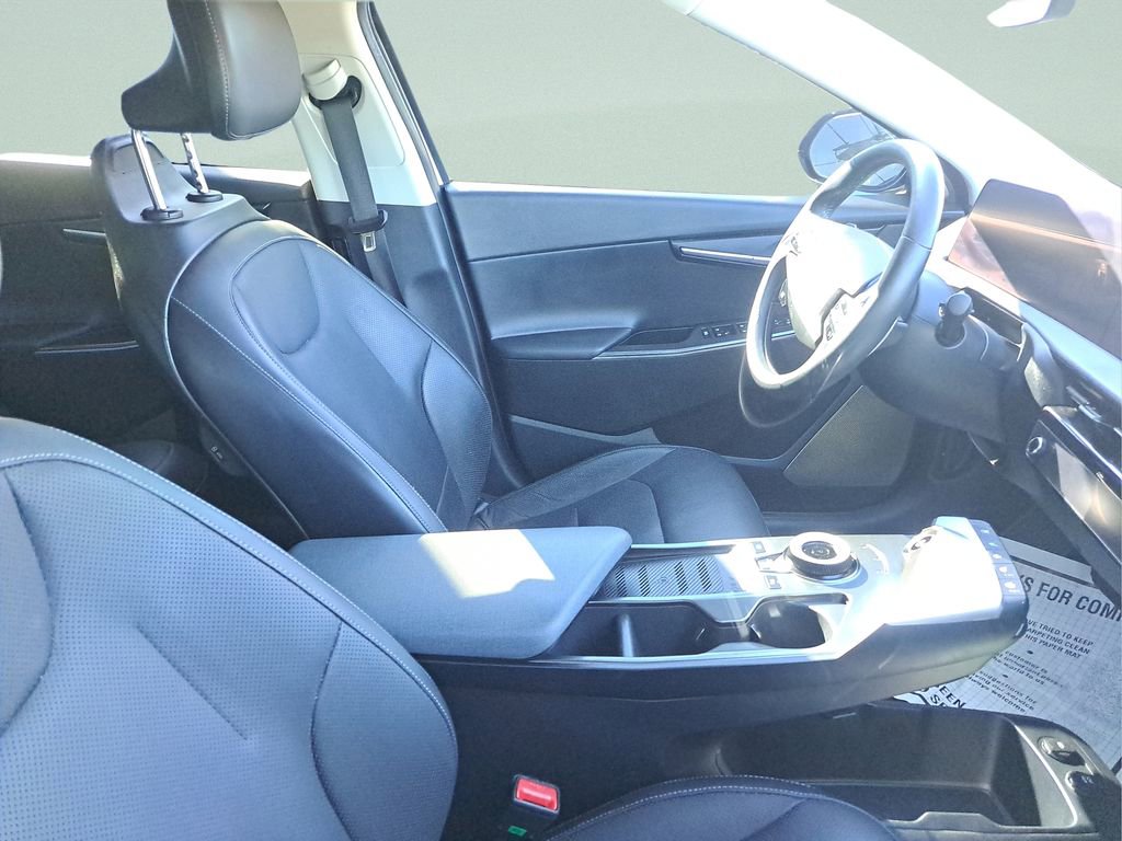 Used 2022 Kia EV6 Wind w/ Wind Technology Package image 43