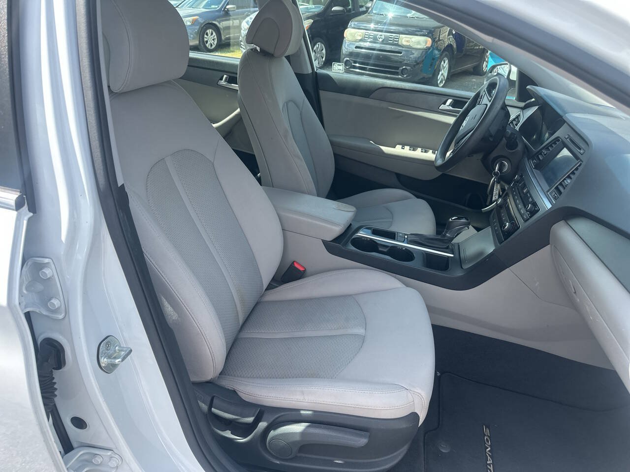 Used 2016 Hyundai Sonata SE FWD image 10