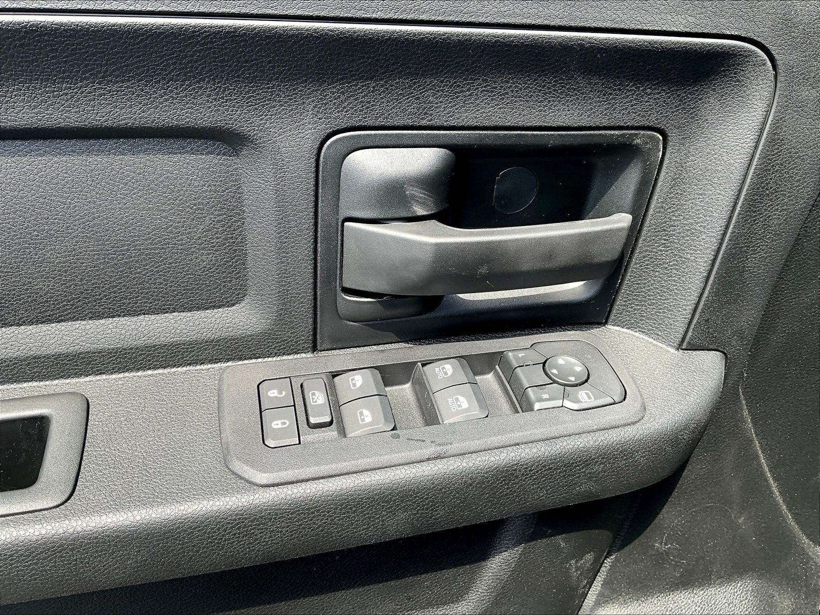 New 2026 RAM 3500 Tradesman AWD/4WD image 24