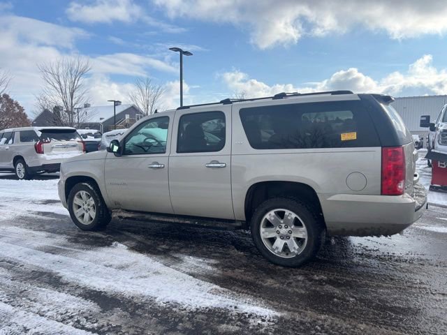 Used 2013 GMC Yukon XL SLT w/ Regional Value Package image 8
