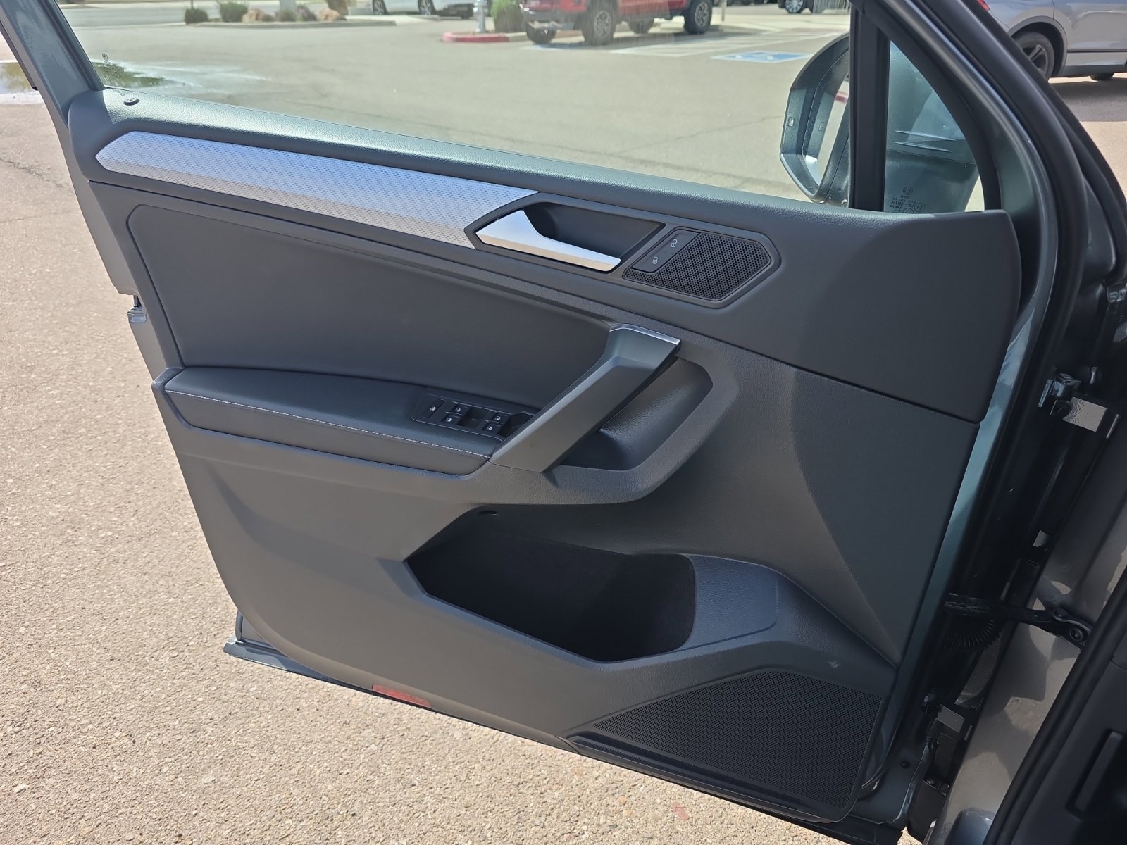 Certified 2023 Volkswagen Tiguan S image 13