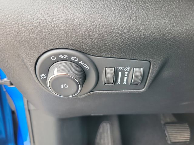 Used 2024 Jeep Compass Latitude AWD/4WD image 23