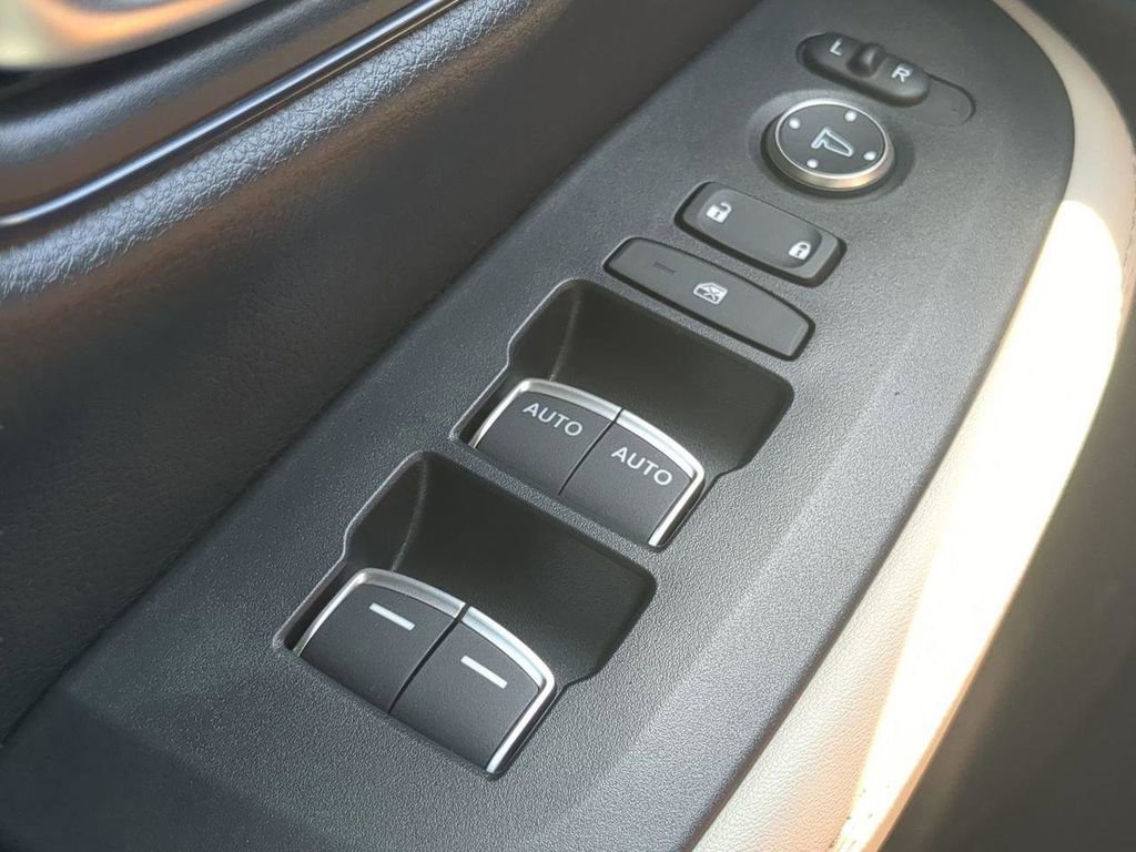 New 2027 Honda HR-V EX-L image 21