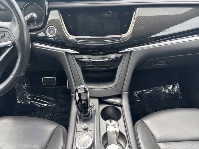 Used 2024 Cadillac XT6 Sport AWD/4WD image 17