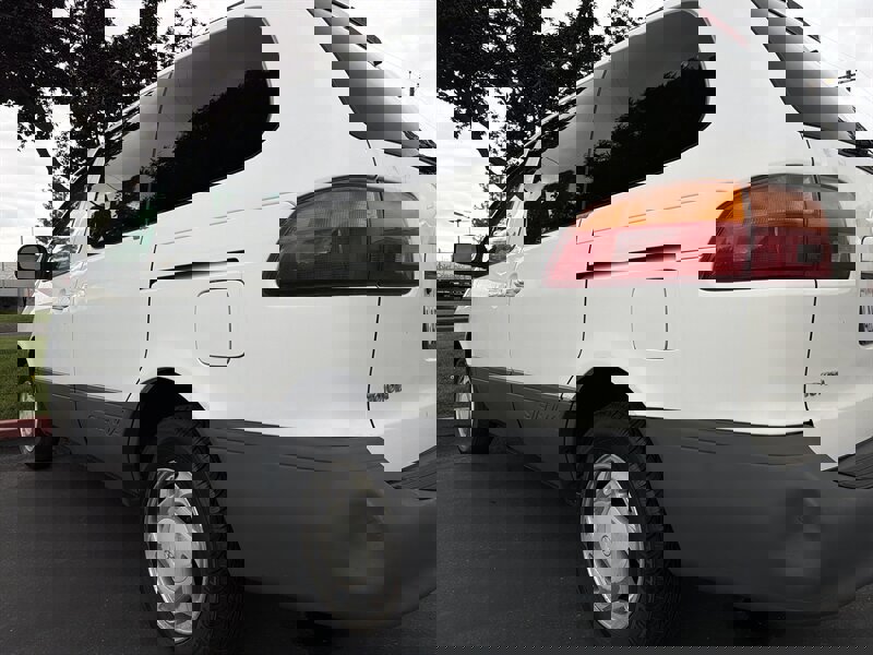 Used 1998 Toyota Sienna LE image 15