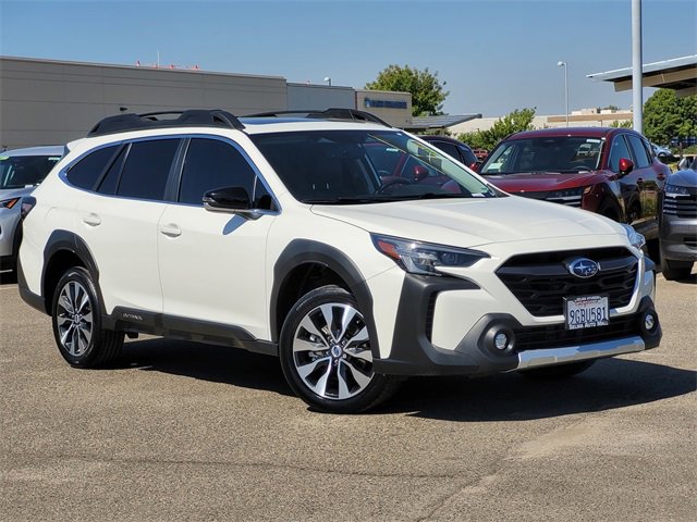 Used 2023 Subaru Outback Limited XT image 2