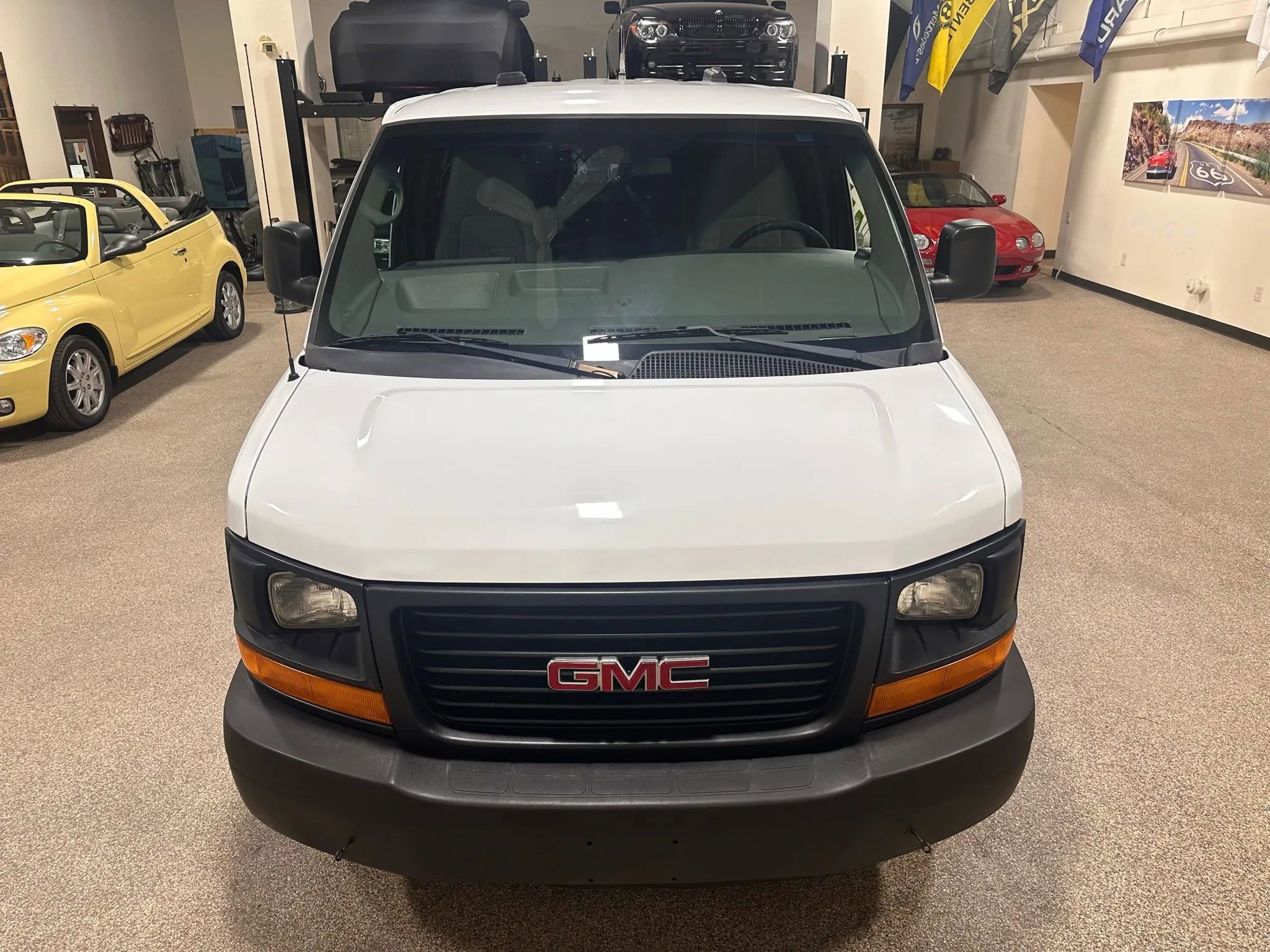 Used 2013 GMC Savana 1500 AWD image 3