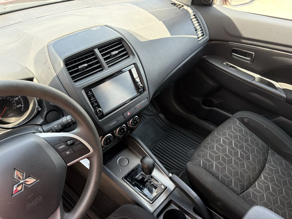 Used 2021 Mitsubishi Outlander Sport ES FWD image 16