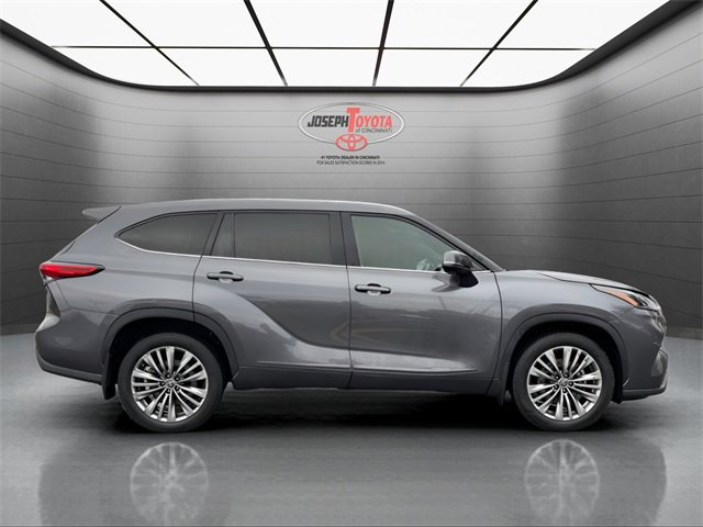 Certified 2021 Toyota Highlander Platinum image 14