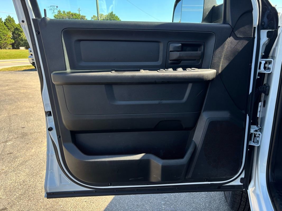 Used 2022 RAM 3500 Tradesman image 15