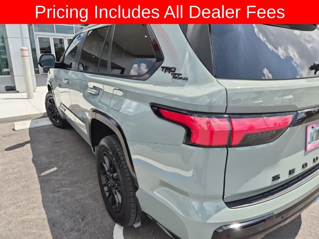 Used 2025 Toyota Sequoia Platinum AWD/4WD image 14