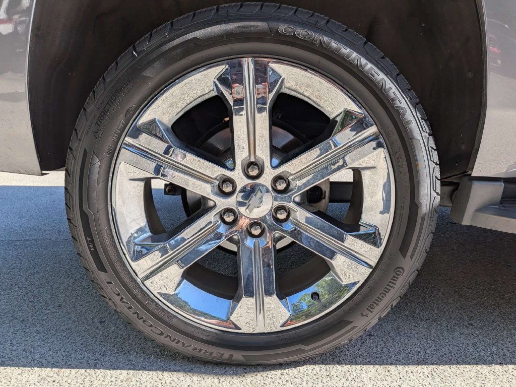 Used 2019 Chevrolet Tahoe LT RWD image 14