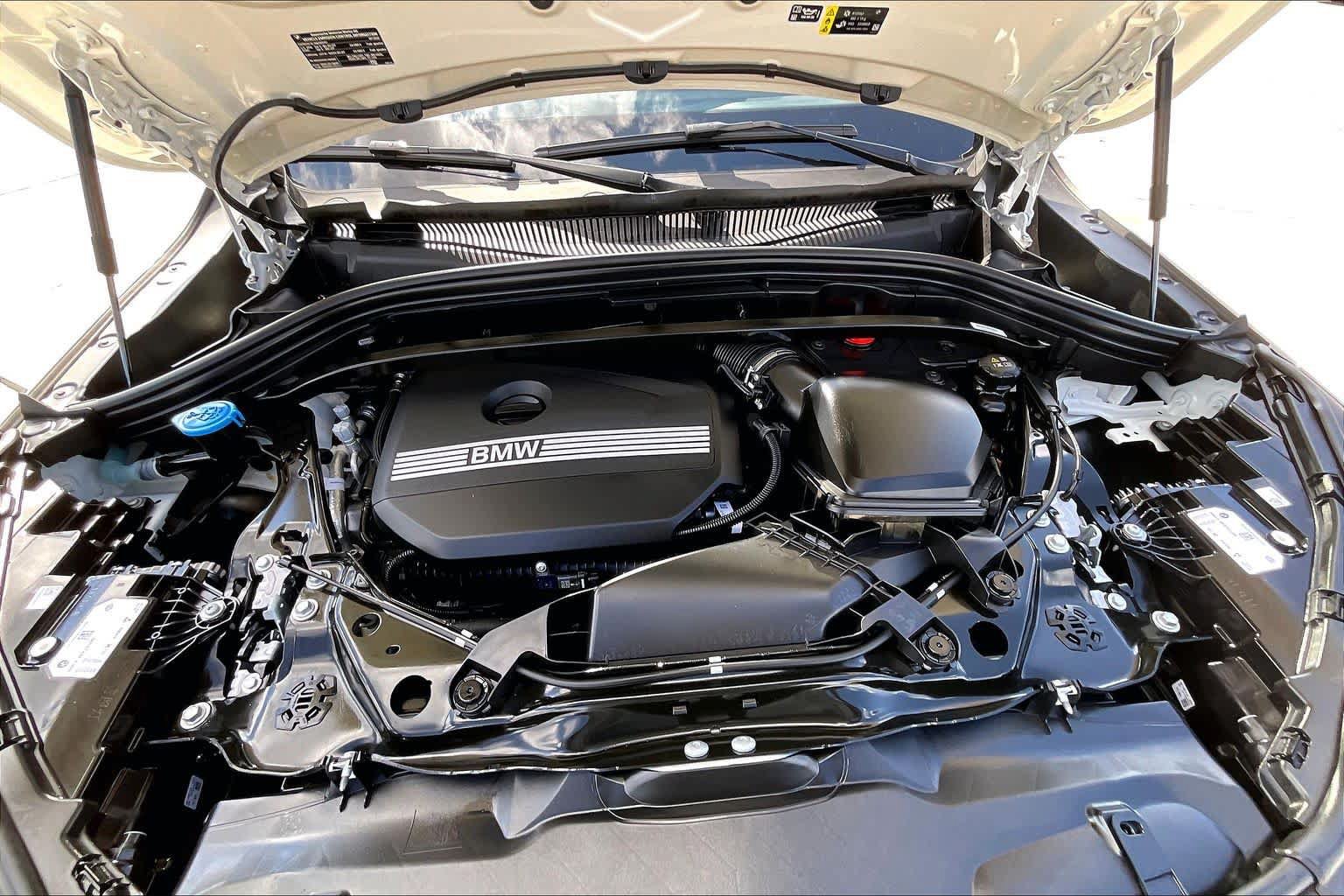 Used 2026 BMW X2 xDrive28i AWD/4WD image 29