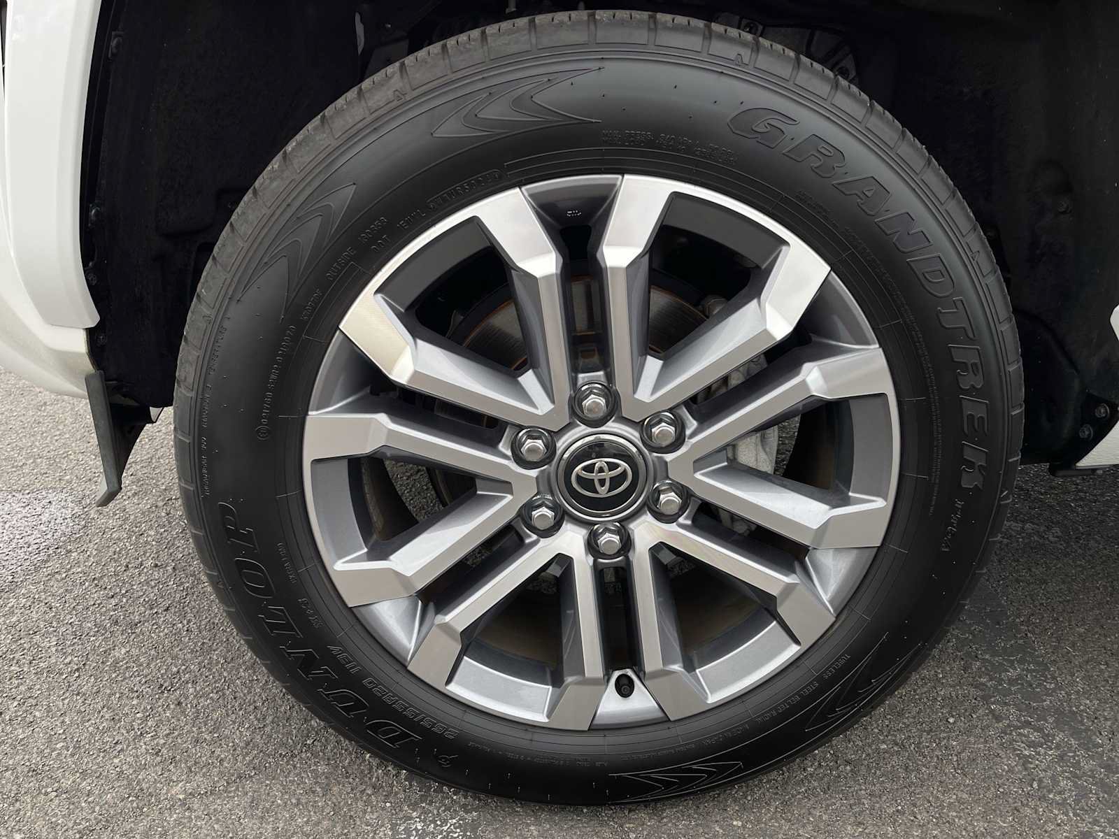 Used 2025 Toyota 4Runner Limited RWD image 19