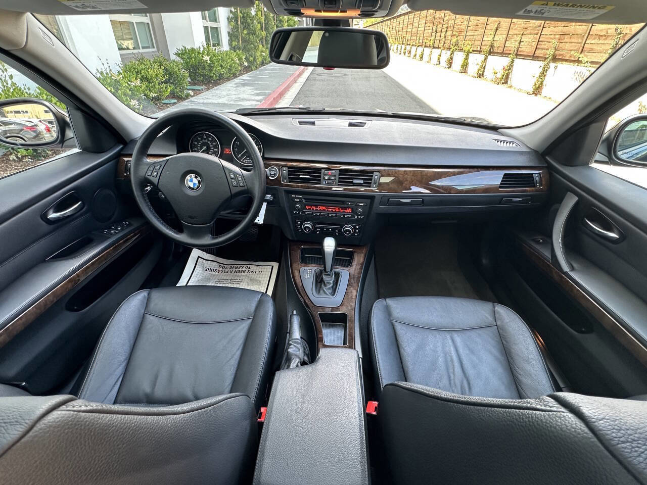 Used 2010 BMW 328i Sedan RWD image 12