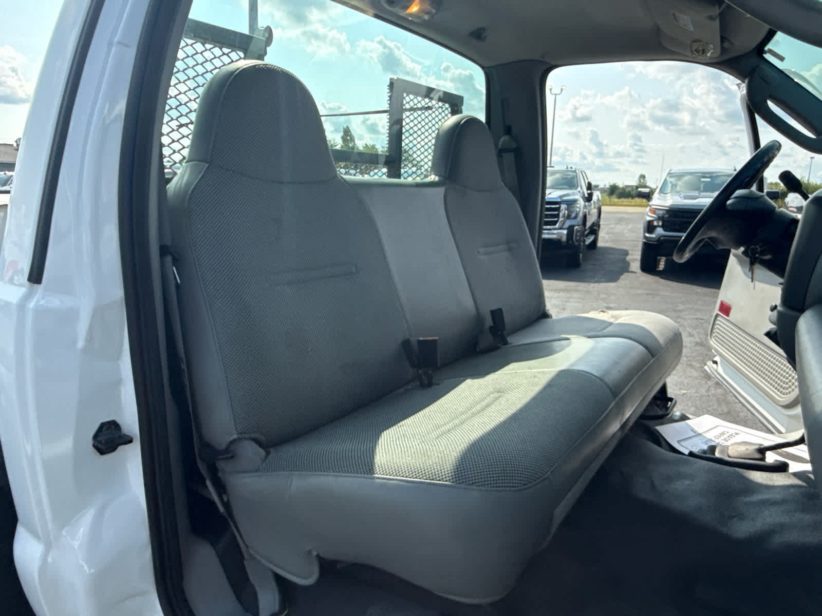Used 2004 Ford F350 XL AWD/4WD image 30