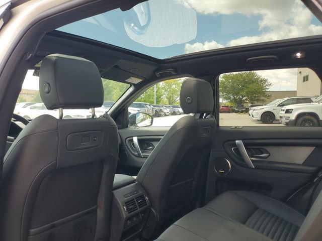 Certified 2025 Land Rover Discovery Sport Dynamic SE image 16