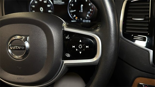 Used 2021 Volvo XC90 T5 Momentum w/ Advanced Package image 33