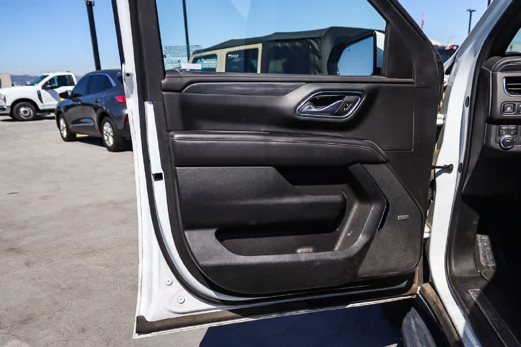 Used 2023 GMC Yukon XL SLT w/ SLT Luxury Package AWD/4WD image 20