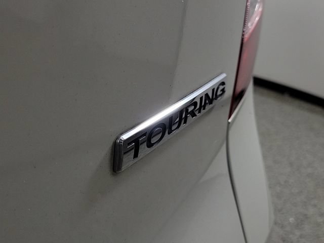 Used 2019 Honda Pilot Touring image 8