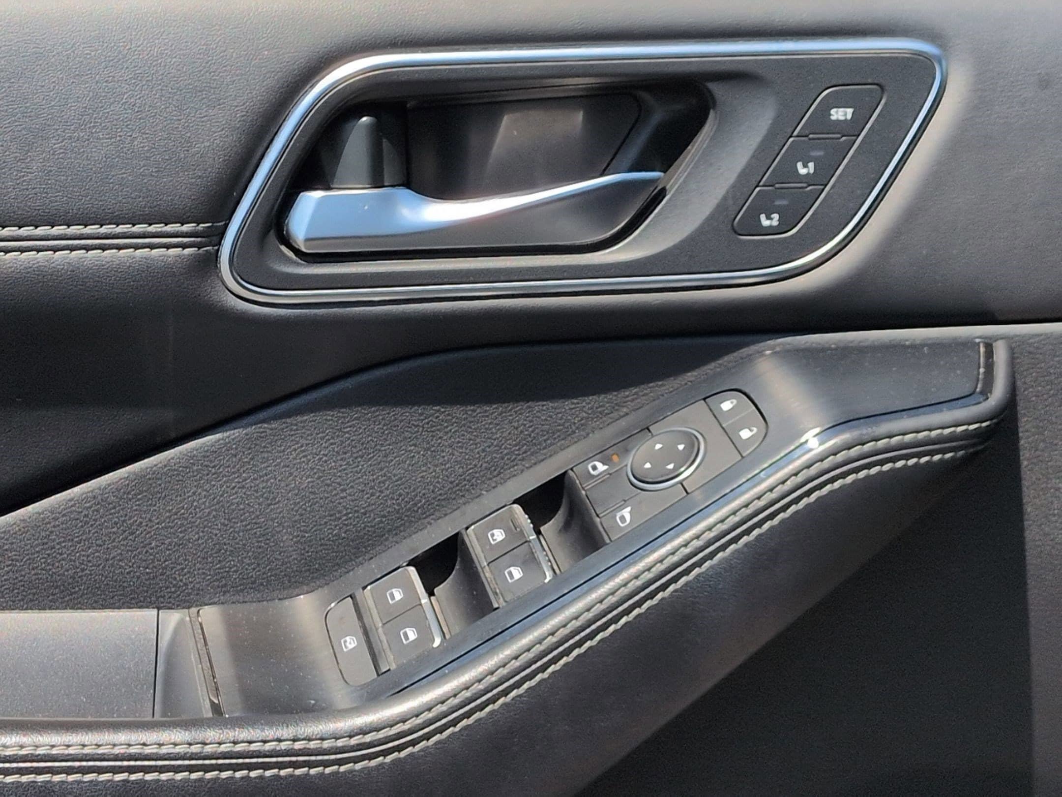 Used 2021 Nissan Rogue Platinum AWD/4WD image 13
