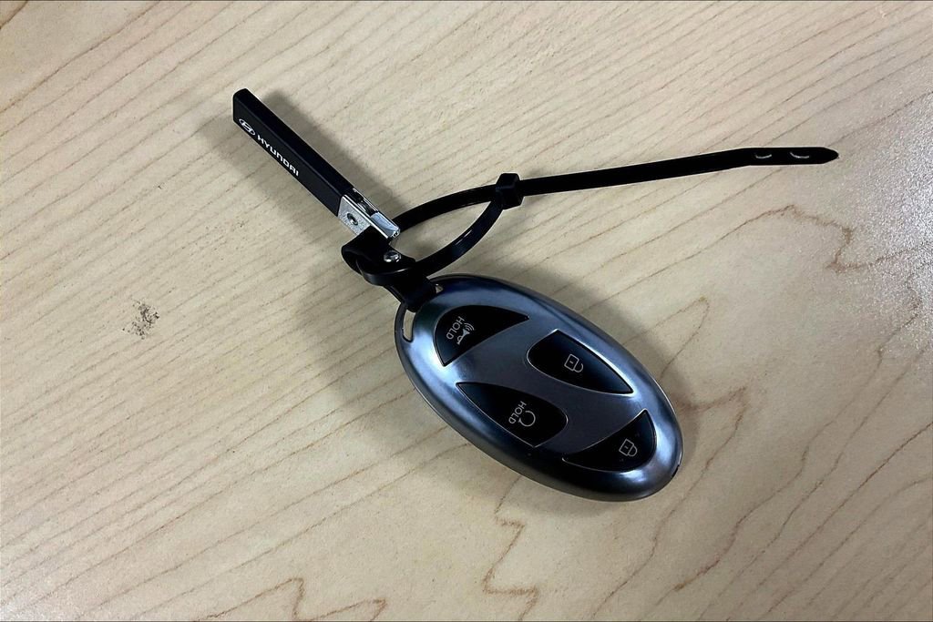 Used 2025 Hyundai Kona SEL image 35