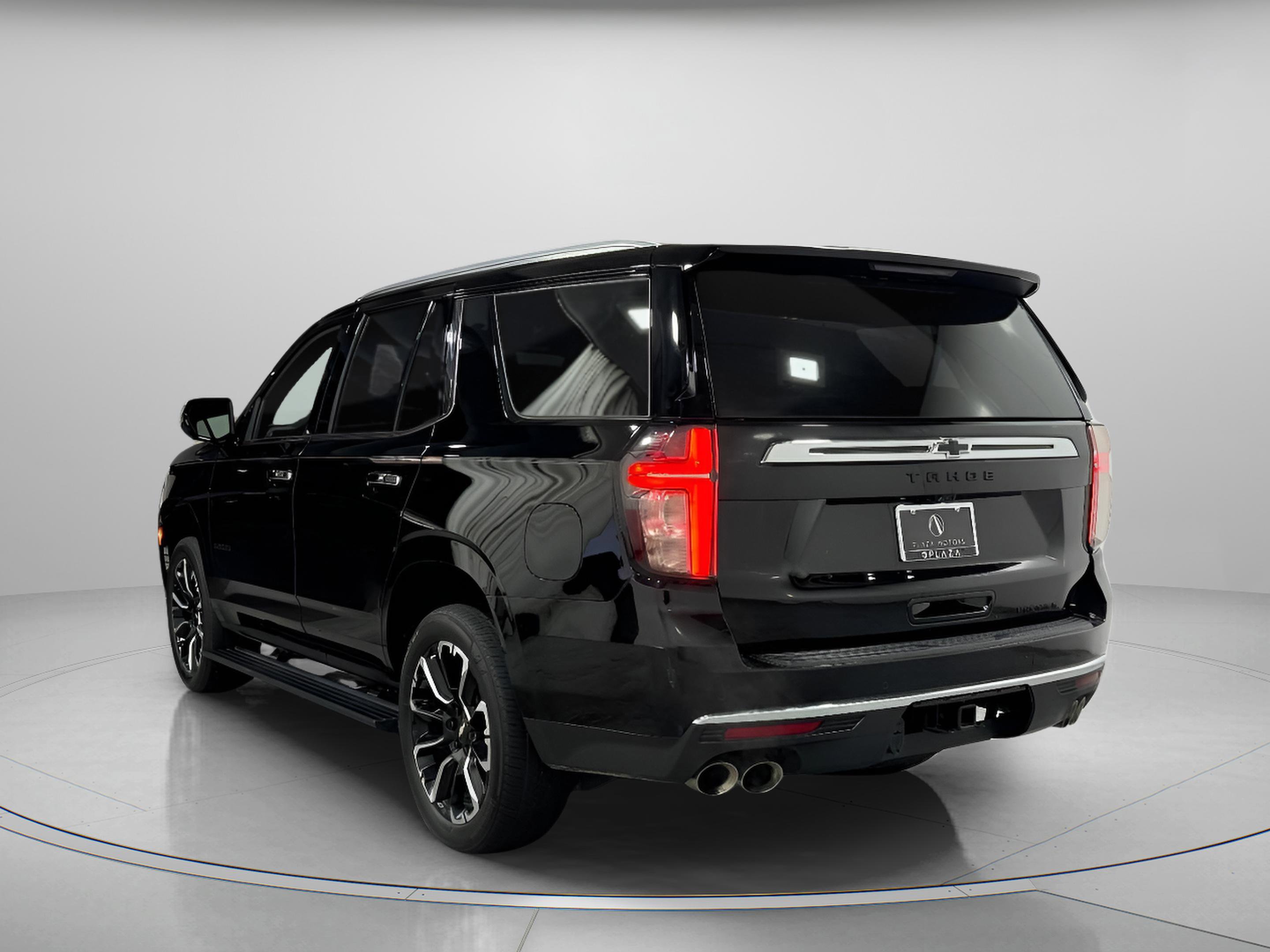 Used 2022 Chevrolet Tahoe Premier image 3