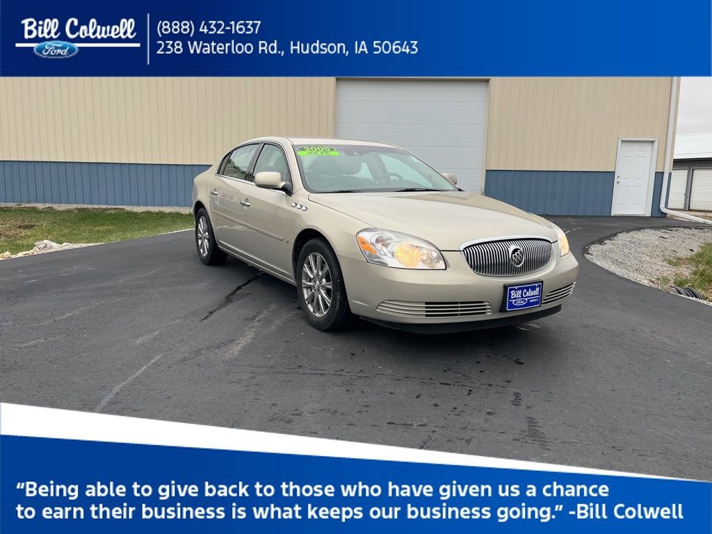 Used 2009 Buick Lucerne CXL image 1