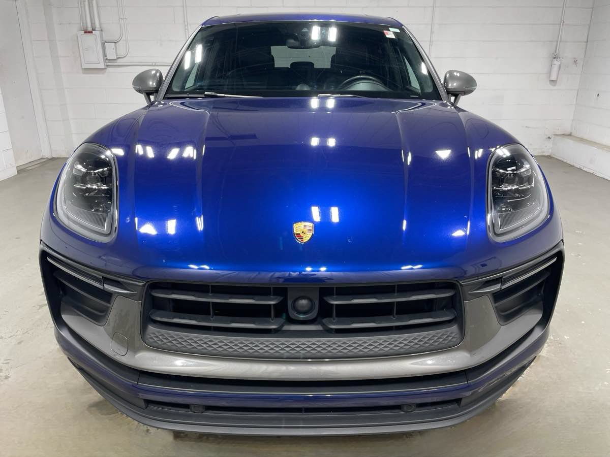 Used 2024 Porsche Macan Turbo w/ Premium Plus Package AWD/4WD image 2