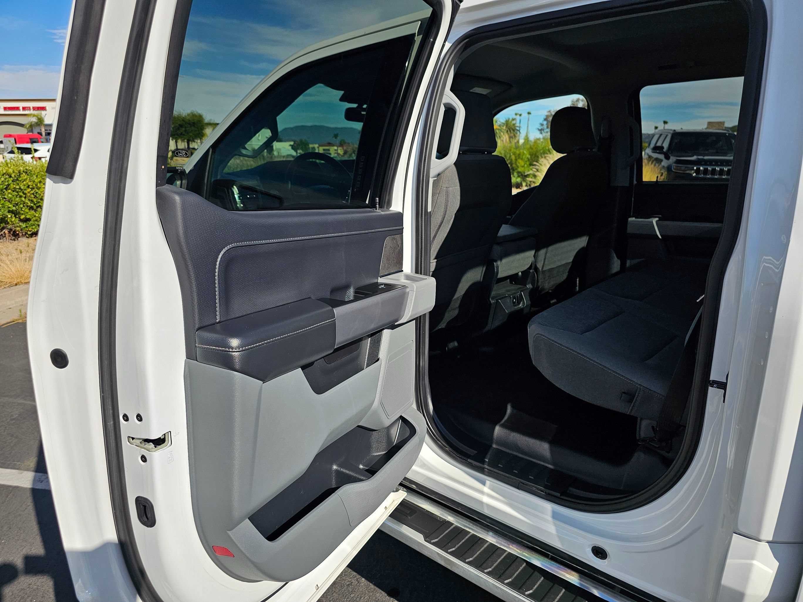 Used 2024 Ford F150 XLT w/ Tow/Haul Package AWD/4WD image 20
