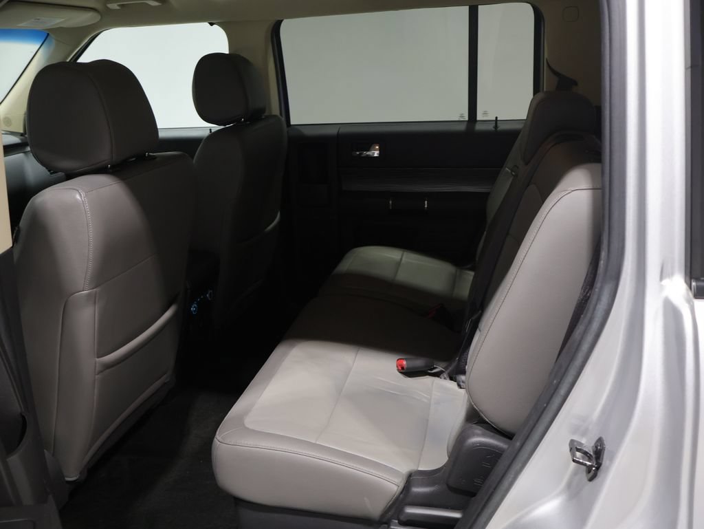 Used 2018 Ford Flex SEL w/ Equipment Group 202A FWD image 18