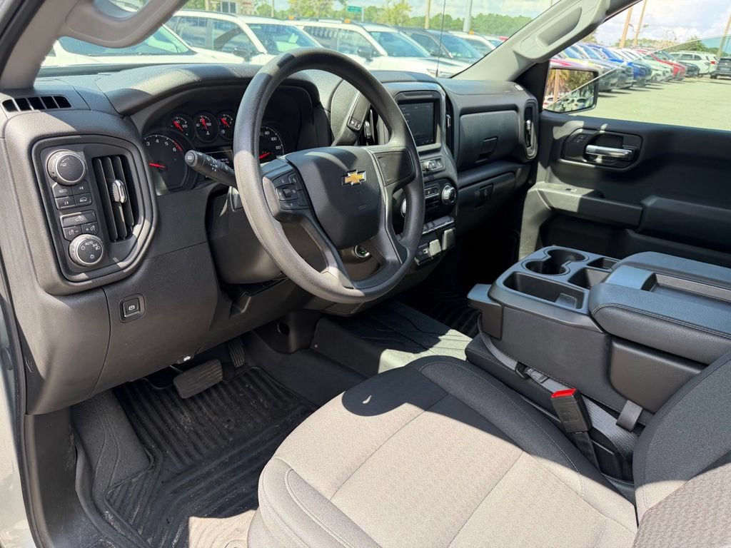 Used 2025 Chevrolet Silverado 1500 Custom AWD/4WD image 23