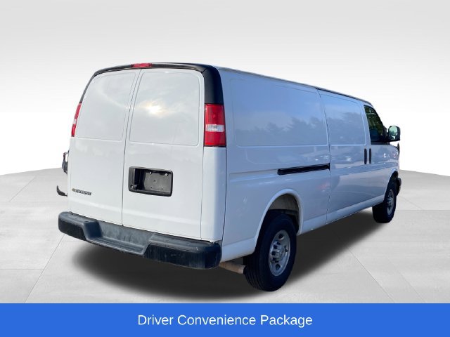 Certified 2025 Chevrolet Express 3500 Extended w/ Driver Convenience Package RWD image 2