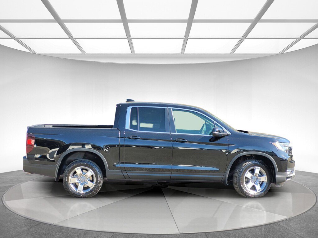 New 2026 Honda Ridgeline RTL image 2