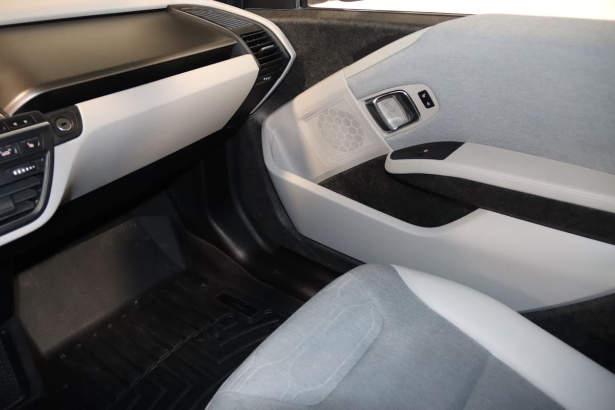 Used 2014 BMW i3 RWD image 48