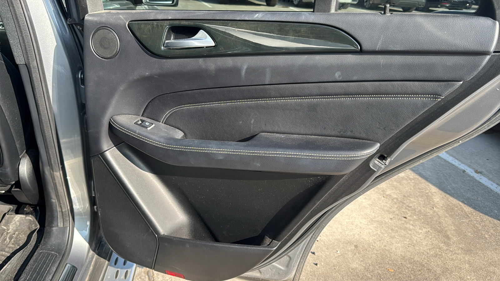 Used 2015 Mercedes-Benz ML 350 4MATIC image 26