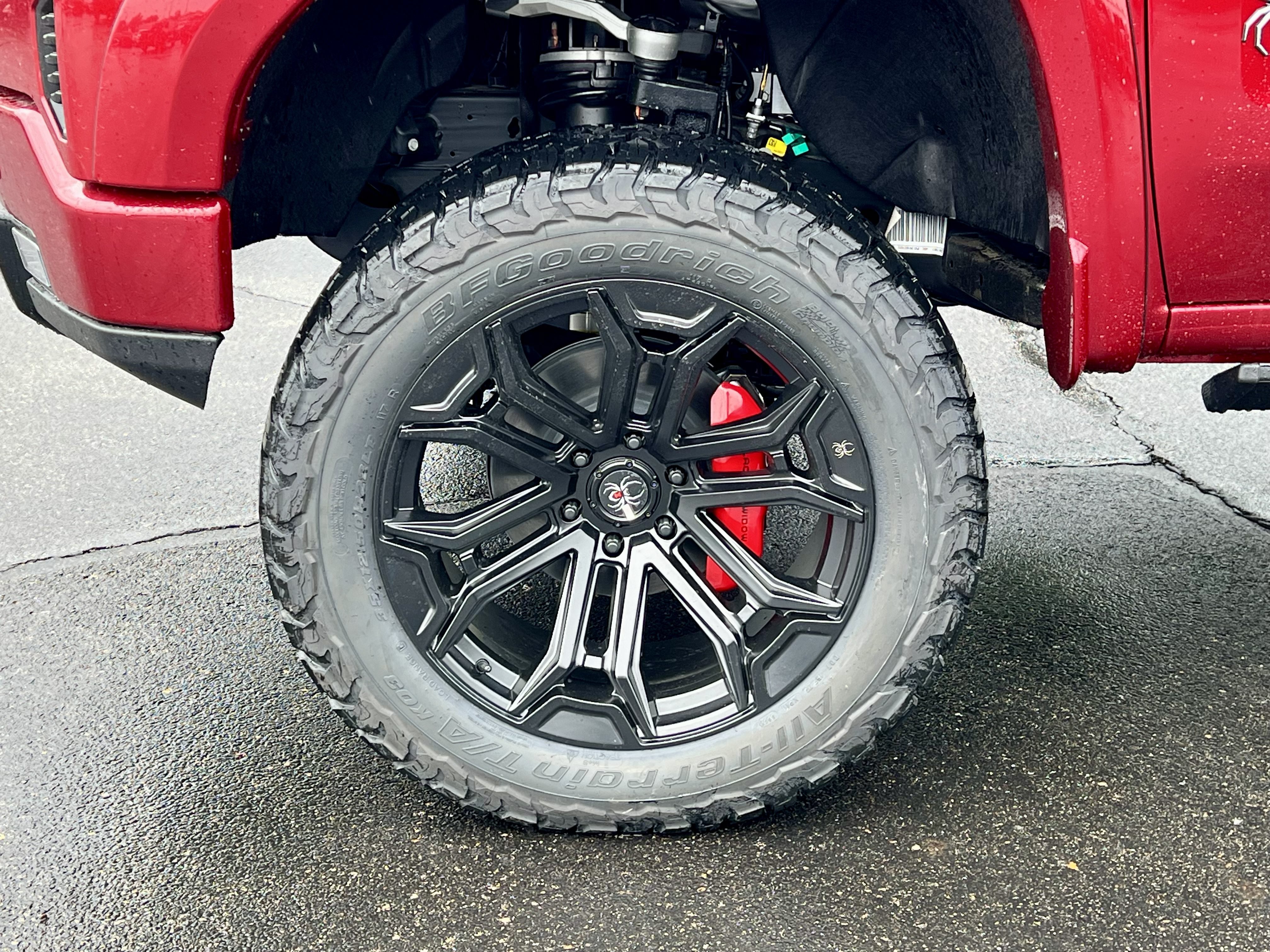 New 2026 GMC Sierra 1500 AT4 w/ AT4 Premium Package AWD/4WD image 13