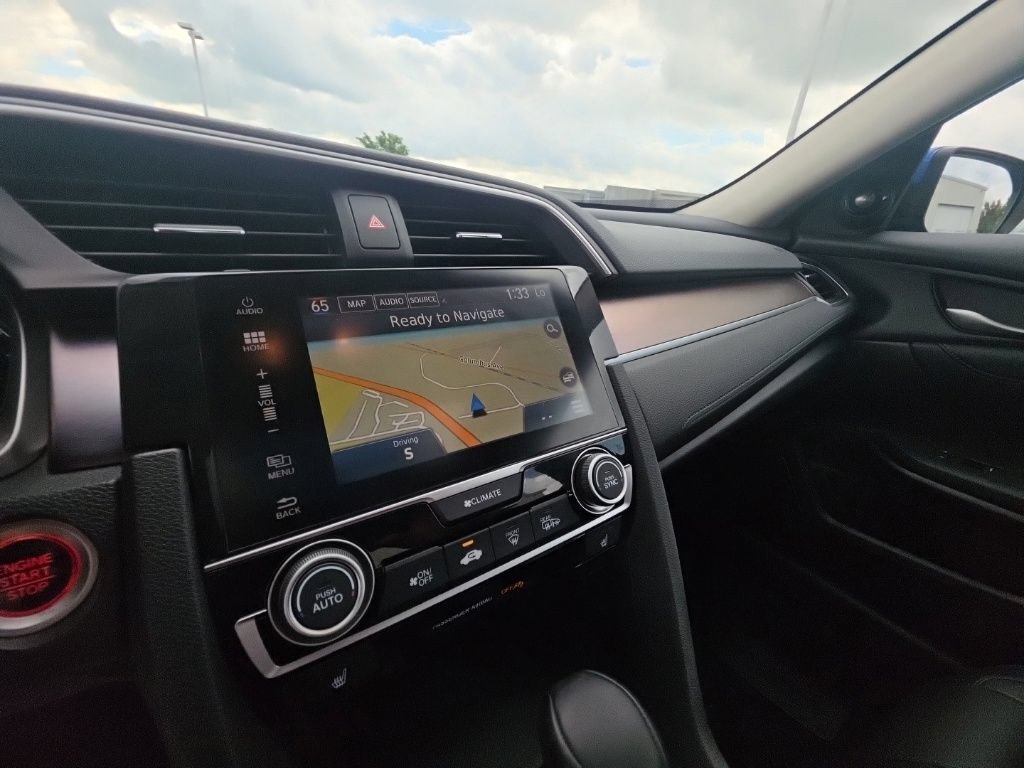 Used 2016 Honda Civic Touring image 19