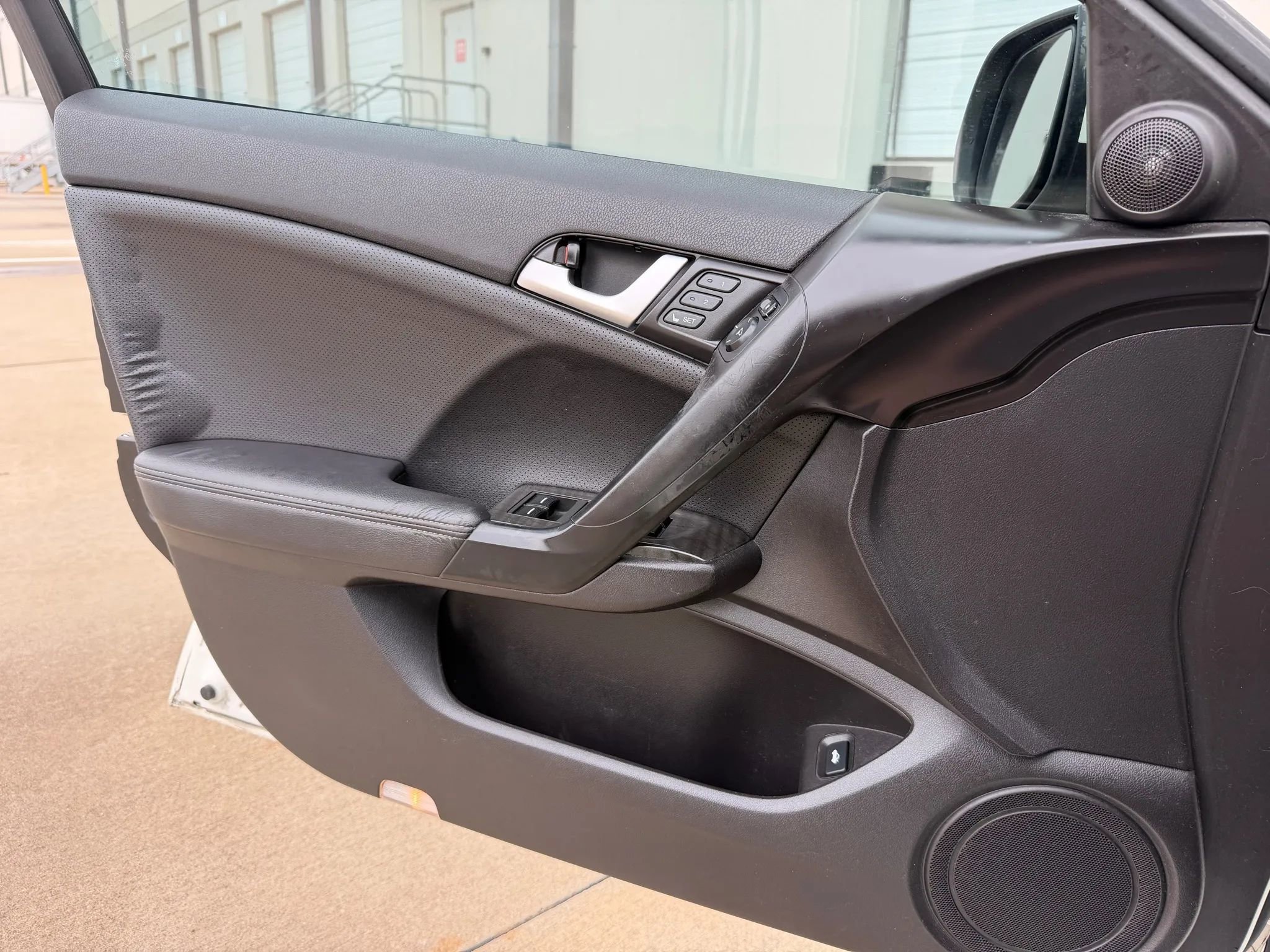 Used 2011 Acura TSX Sedan image 21