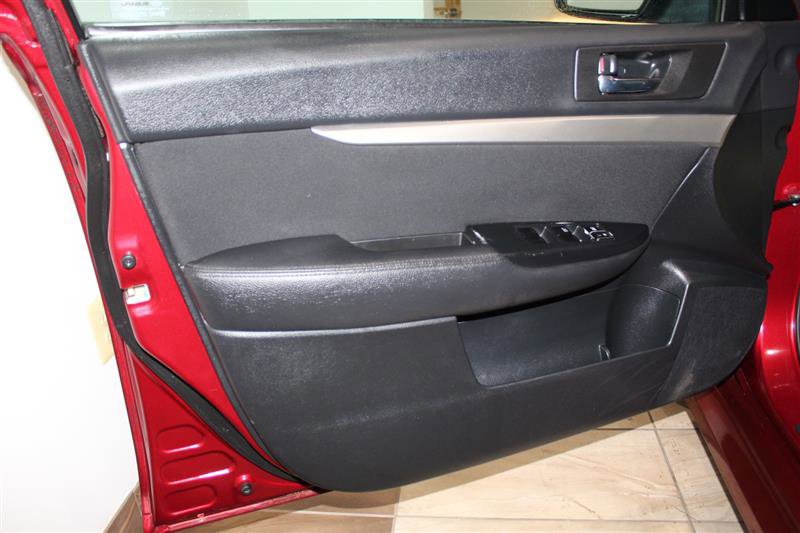 Used 2010 Subaru Legacy 2.5i Premium AWD/4WD image 24