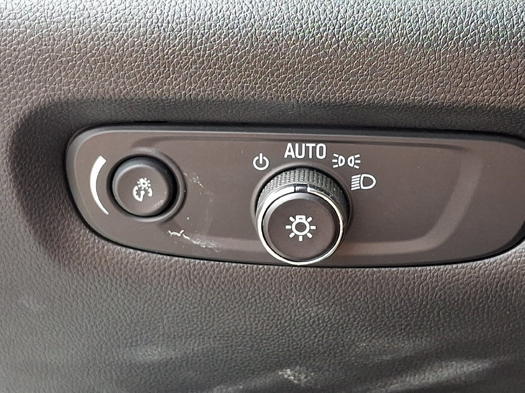 Certified 2023 Chevrolet Traverse RS AWD/4WD image 24
