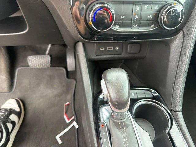 Used 2021 Buick Encore GX Preferred w/ Cold Weather Comfort Package AWD/4WD image 31