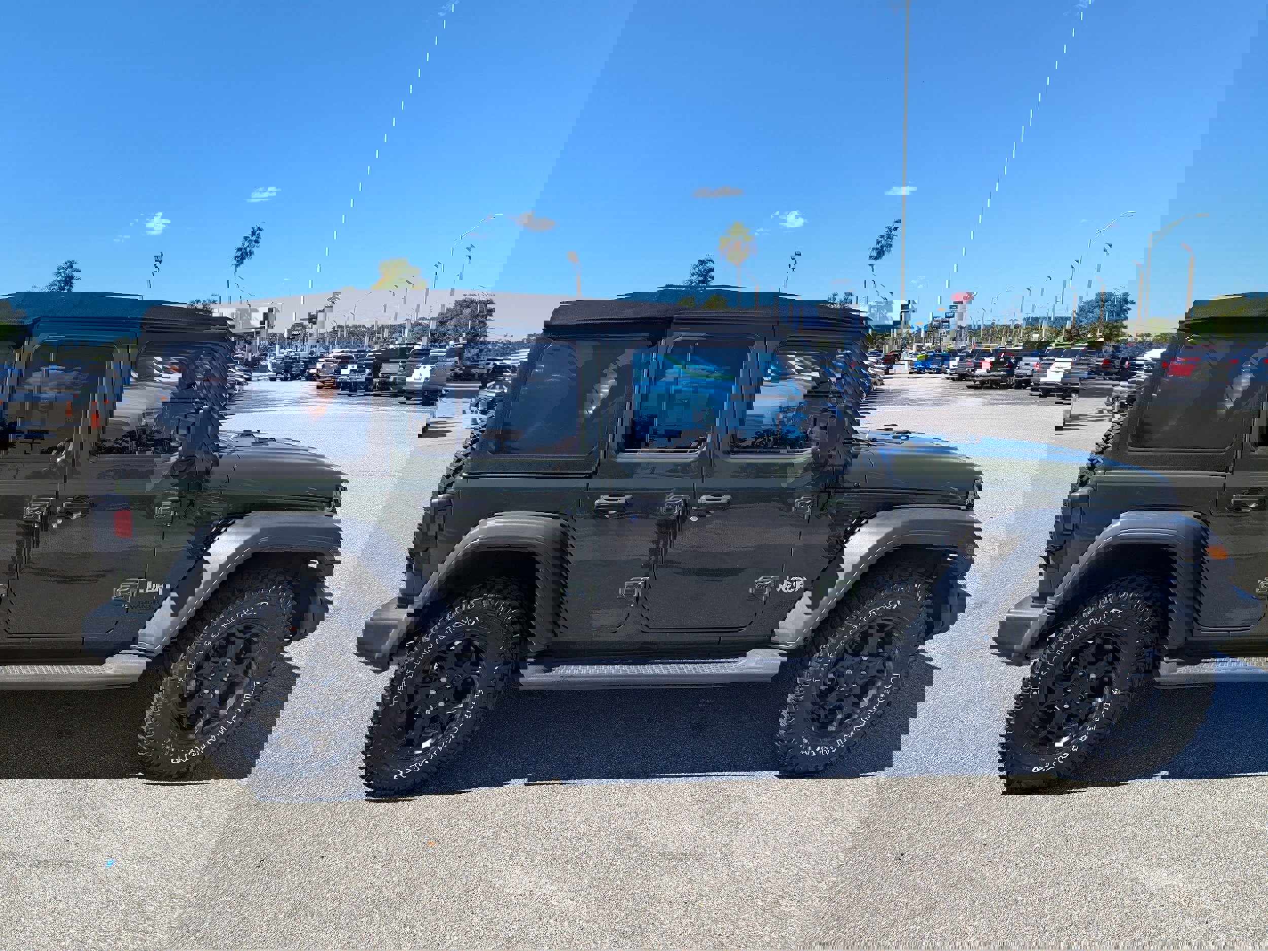 Used 2021 Jeep Wrangler Unlimited Sport image 3