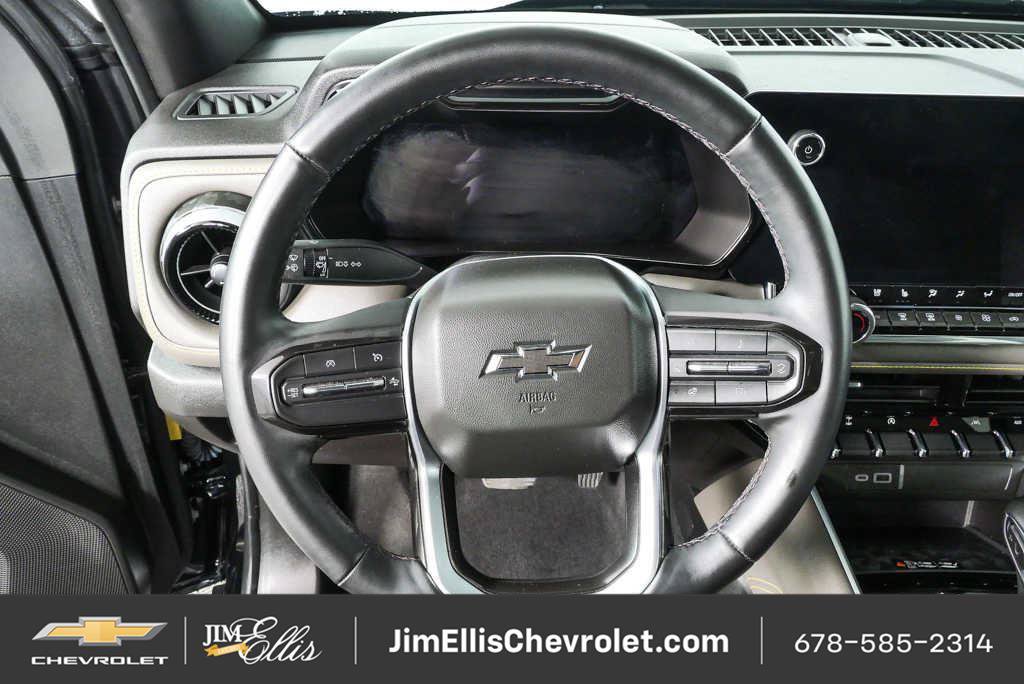 Certified 2024 Chevrolet Colorado ZR2 w/ ZR2 Convenience Package III AWD/4WD image 8