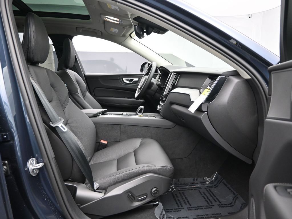New 2025 Volvo XC60 T8 Plus w/ Protection Package Premier image 26