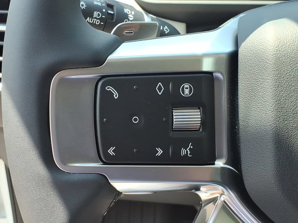 New 2026 Land Rover Discovery Limited Edition AWD/4WD image 18