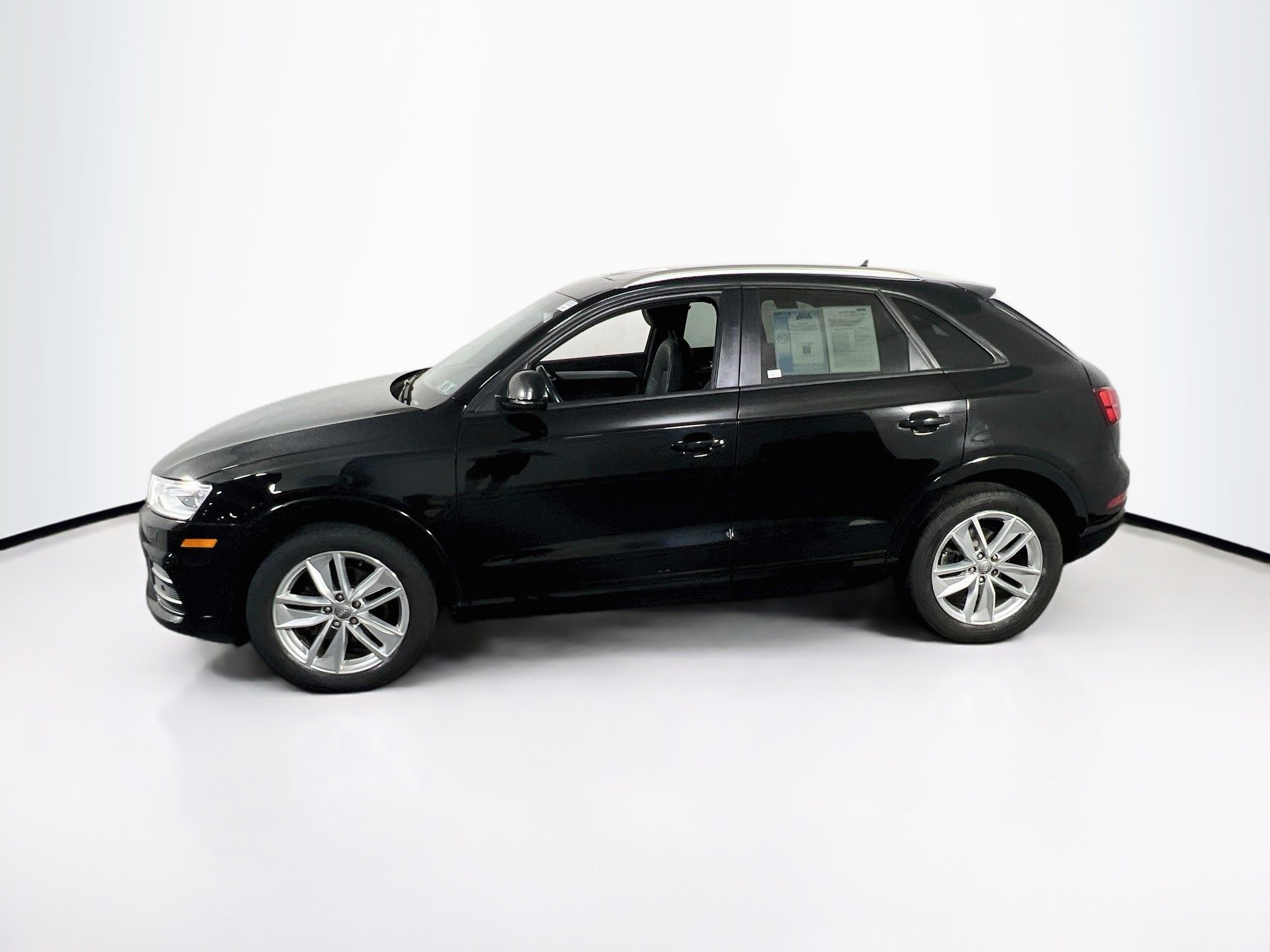 Used 2017 Audi Q3 2.0T Premium AWD/4WD image 8